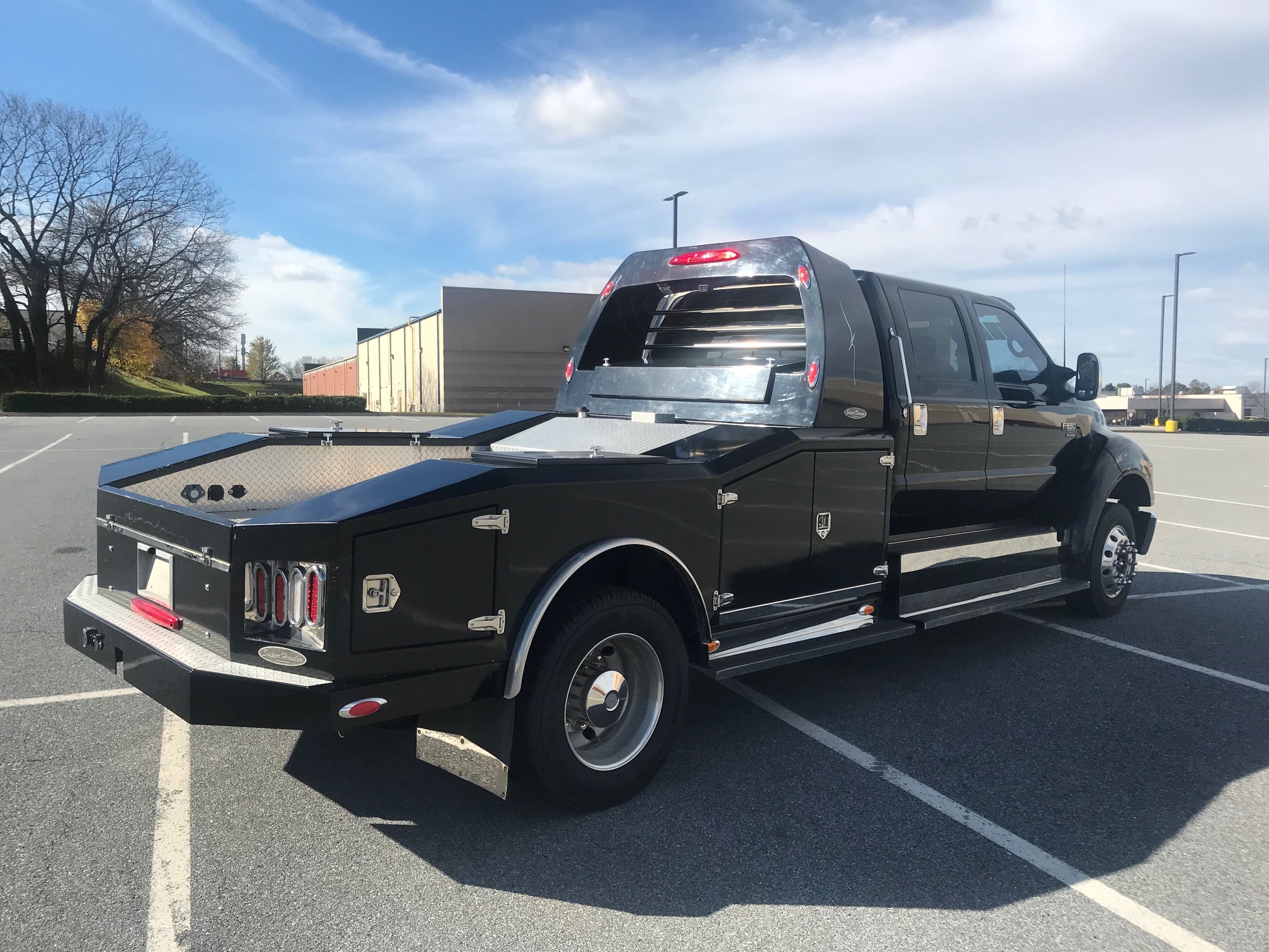 2006-FORD-F650-CAT-SELECT-DESIGN-HAULER-TRUCK - Wasko's Inc.